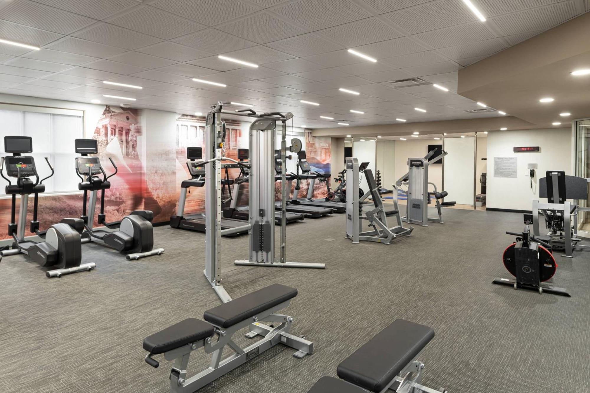 Courtyard By Marriott - Medical Center Hotel Charlottesville