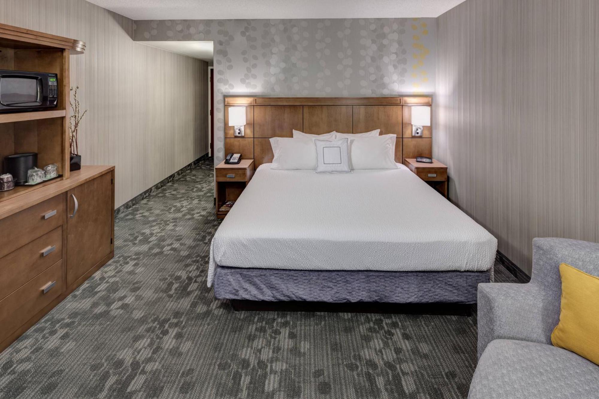 Hotel Courtyard By Marriott - Medical Center 3*